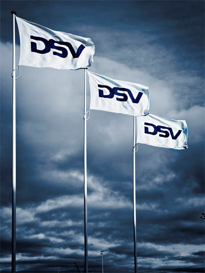 Флаги компании DSV